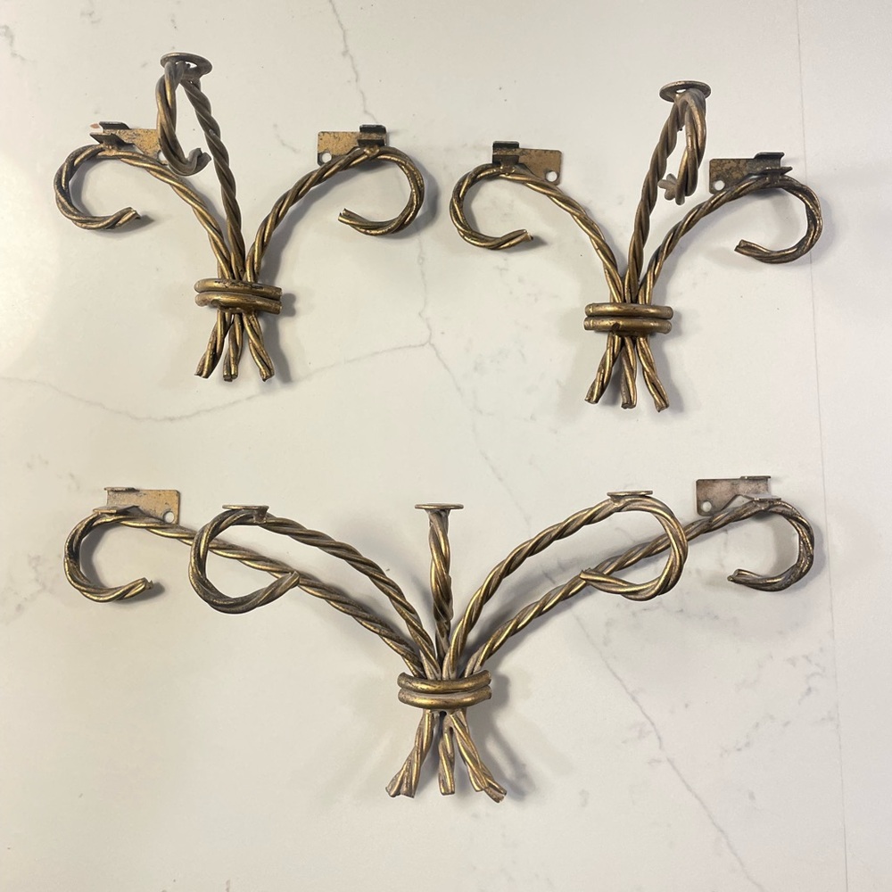 Vtg Gold/Brass Twisted Rope Metal Shelf Bracket Wall Decor Hollywood Regency